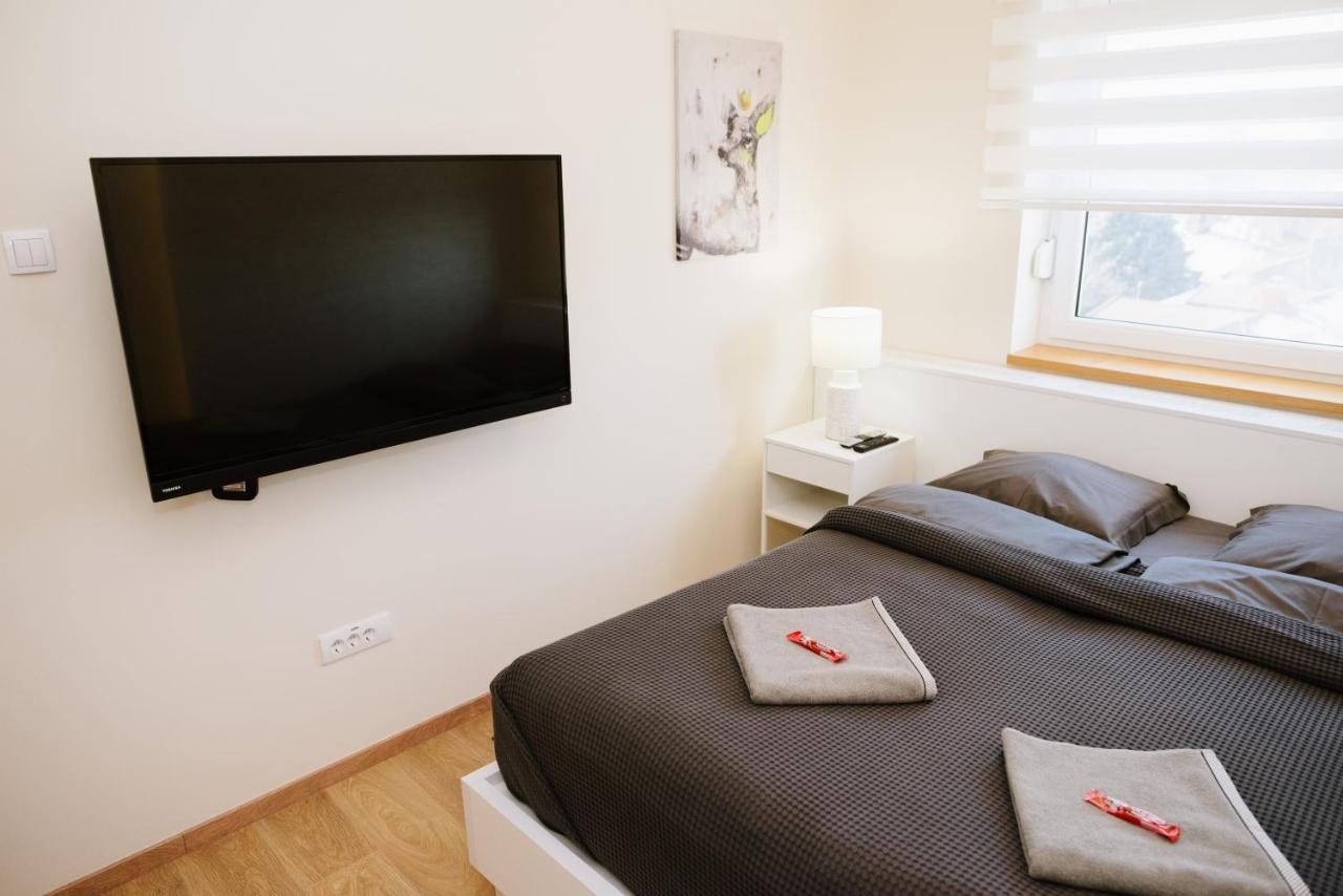Lusso Apartman 苏博蒂察 外观 照片