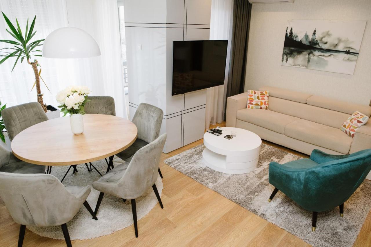 Lusso Apartman 苏博蒂察 外观 照片