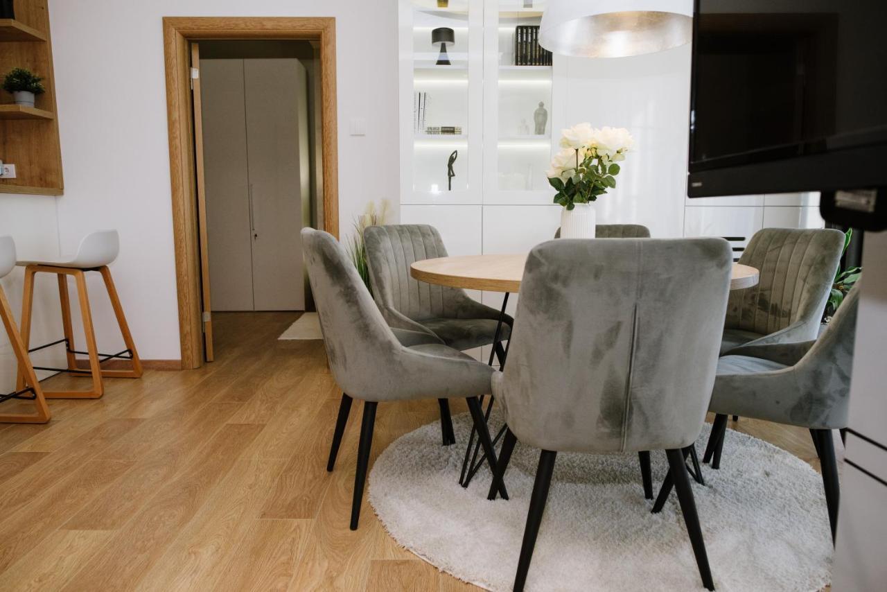 Lusso Apartman 苏博蒂察 外观 照片